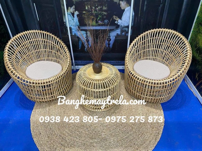 ban-ghe-sofa-trung-may-tre
