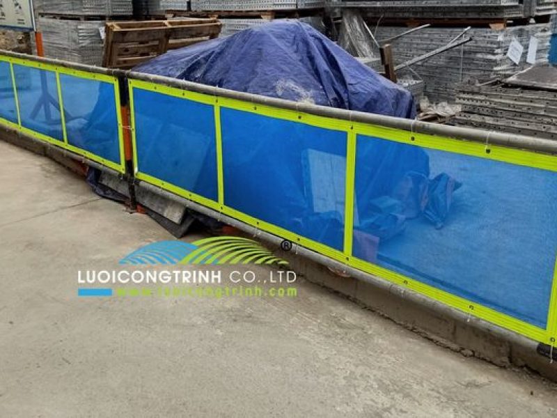 chuyen-gia-cong-luoi-lan-can-pvc-va-hdpe