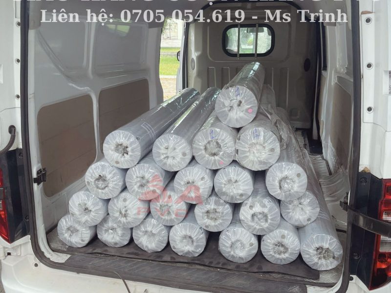 mang-nhua-pvc-trong-deo-trong-mau-gia-si-mua-ban-nhanh