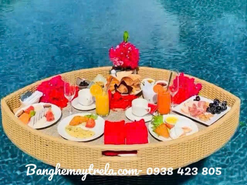 khay-noi-do-an-nhua-gia-may