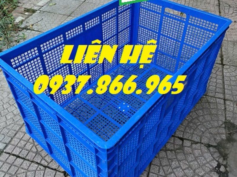 so-t-du-ng-trong-phan-xuo-ng-so-t-nhu-a-co-5-ba-nh-xe-duo-i-da-y-so-ng-nhu-a