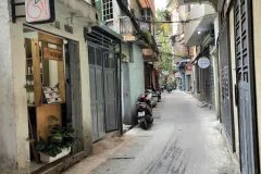 Bán 56M thanh nhàn tặng nhà 1 nhà ra ô tô hai bà trưng
