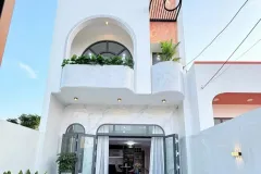 Bán nhà MT 2 tỷ 2 tại Long Trạch, Long An