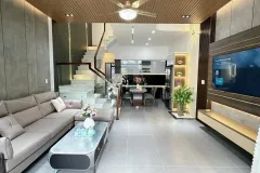 Nhà phố sang trọng 2,3 tỷ tại Cần Đước, Tây Ninh