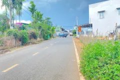 Tổng 4.200m2 ( ngay khu trung tâm sầm uất của đức trọng, lâm đồng )
