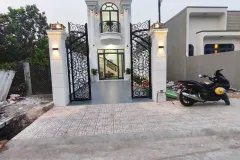 NHÀ TÂN CỔ ĐIỂN HẺM XE HƠI- KP MỸ HƯNG - P. MỸ PHONG. Ra Quảng trường 1km