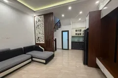 Bán nhà 5 tầng tại Việt Hưng, Long Biên