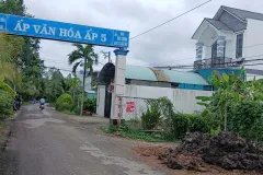 LÔ ĐẤT ĐƯỜNG XE 7 Chỗ. Ấp 5, P Đạo Thạnh. Rộng 129m2. Giá chưa đến 800tr.