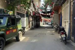 Nhà đẹp lô góc, phố Lê Trọng Tấn, không quy hoạch, 5 tầng, 4 ngủ, đủ nội thất,