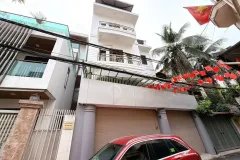 Bán nhà Đức Giang Long Biên 10 tỷ 60m Sổ đỏ,ô tô đỗ cửa
