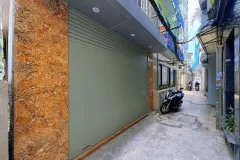 Bán nhà Nguyễn Văn Cừ 6 tỷ 35m nhà sạch sẽ,sổ đỏ Long Biên