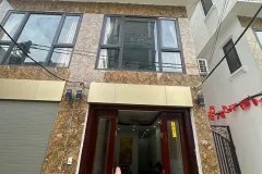Phố Việt Hưng 8 tỷ thang máy,40m sổ đỏ Long Biên
