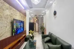 Cho thuê nhà nguyên căn 5 tầng tại Đống Đa, Hà Nội