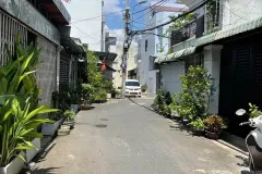 Nhà mới 3 tầng 5 phòng ngủ tại Quận 12, TP.HCM