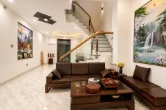 Bán nhà mặt phố đường Số 6, Linh Xuân, Thủ Đức, TP HCM. DT 90m2, 4 tầng, giá