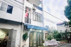 Bán nhà Trâu Qùy 6.2 tỷ 42m lô góc Ô TÔ đỗ cửa