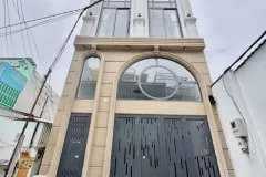Bán tòa Nhà 6 Tầng -  Hẻm 6m Dương Quảng Hàm - 5x30m, 20 Homestay, HĐT 100Tr,