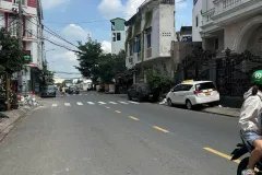 Bán nhà Hẻm 8m Bạch Đằng - ngay Sân bay Tân Sơn Nhất, 5x10m, 2 Tầng cũ, 3 PN,