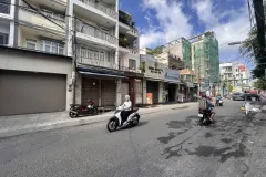 Bán nhà Mặt tiền Nguyễn Văn Khối, ngay CV Làng Hoa, 4x15m, 4 T - 4PN, HĐT 23tr,
