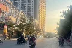 BÁN SHOPHOUSE MẶT PHỐ THÀNH TRUNG – GIA LÂM, DT 90 M2, GIÁ THỎA THUẬN, LH