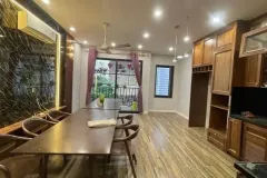 NHÀ LÔ GÓC PHÁO ĐÀI LÁNG – 60M² – MT 5,3M – 5 TẦNG – Ô TÔ ĐỖ CÁCH 10M – Ô CHỜ