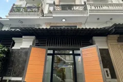[H3022] Nhà 5 tầng ô tô ngủ trong nhà gần Sân Golf Tân Sơn Nhất - Giá 6.x tỷ