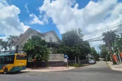 🏡 BIỆT THỰ  GÓC 2 MẶT TIỀN NGUYỄN VĂN HƯỞNG - THẢO ĐIỀN QUẬN 2 CÁCH SÔNG SG