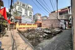 bán đất Chu Huy Mân 8 tỷ 62m lô góc,ô tô nhỏ lùi cửa