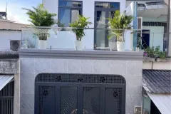 NGAY CHIẾN LƯỢC  - SÁT MẶT TIỀN ĐƯỜNG - NHÀ 2 TẦNG- 48M2 - 3 PHÒNG NGỦ - SỔ ĐẸP