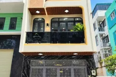 Nhà có thang máy, cạnh Phú Mỹ Hưng, vừa ở vừa mở văn phòng, dân đông, không ngập