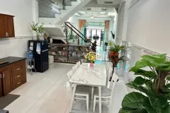 Nhà đẹp ở ngay, 3 tầng BTCT, chủ tự xây, yên tâm khi ở, shr hoàn công đủ, Thạnh