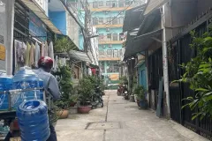 🌹🌹🌹Nhà Lê Văn Quới Hẻm xe hơi 2 Tầng thông tứ tung chỉ 4.x Tỷ🌹🌹🌹