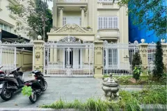 biệt thự Việt Hưng 79 tỷ 240m mặt tiền 15m,dân trí cao