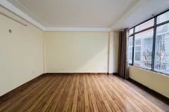 Bán nhà 4 tầng long lanh lô góc ô tô kinh doanh đường hoàng mai