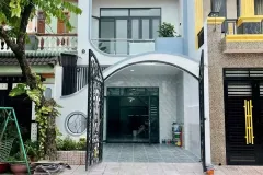 Nhà đẹp SHR 104m2, 2 tỷ 4 tại Cần Đước, Long An