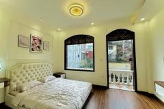 Bán nhà trương định 4 tầng long lanh ở ngay 2 thoáng hoàng mai