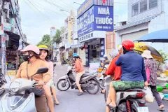 Nhà mới mặt tiền 5,3mx25m gần chợ kinh doanh buôn bán hiệp thành q12