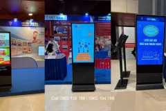 Cho thuê standee điện tử 55 inch tại Hà Nội