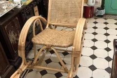 Ghế bập bênh kết hợp lưới mây đan
