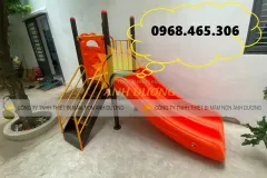 Cầu trượt ngoài trời cho bé tại TP.HCM