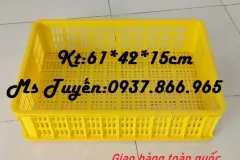 Sóng nhựa chứa rau củ tại Hà Nội