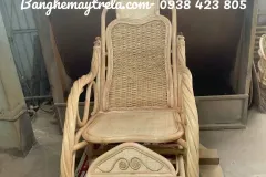 Ghế bập bênh mây tự nhiên kèm massage chân tại Bình Thạnh, HCM