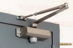 Cấu tạo tay co thủy lực - Phụ kiện cửa thép chống cháy