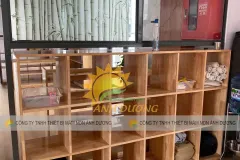 Kệ gỗ đựng đồ chơi cho trẻ em tại TP.HCM