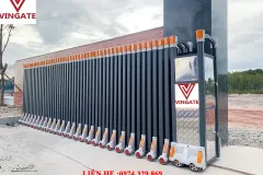 Cửa cổng tự động bằng inox; bán tại Thành phố Hồ Chí Minh