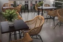 Ghế chân sắt cafe mây tre