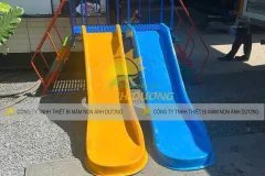 Cầu trượt đôi 2 máng nhựa composite dành cho trẻ em