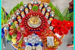 Gà Trống Trên Mâm Cúng Biểu Tượng Linh Thiêng & Phúc Lành