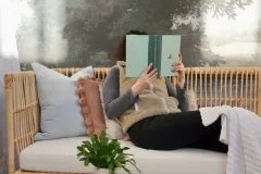 Ghế sofa mây phòng khách đơn giản hiện đại