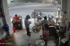 Tuyển nữ phụ quán cơm và thợ bếp tại Tân Bình, TP.HCM
